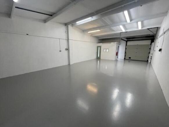 Interior 2.jpg
