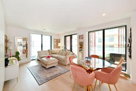 James Cook, 4 Bonnet Street, E16