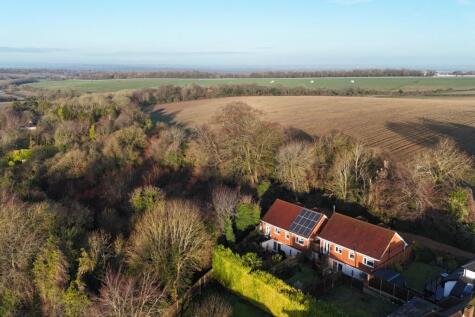Kingswood Road, Tadworth