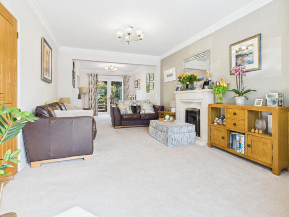 Living Room / Diner