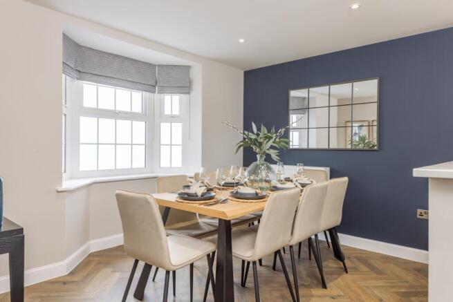 Dining space in the 4 bedroom Wychwood