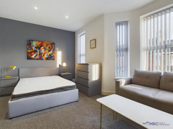 Large En-Suite Room to Rent ALL BILLS INCLUDED