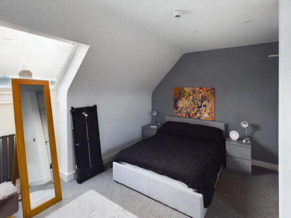 Double En-Suite Room in Modern HMO with ALL BILLS