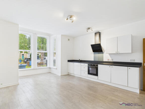 Modern One Bedroom Flat with Parking for Rent