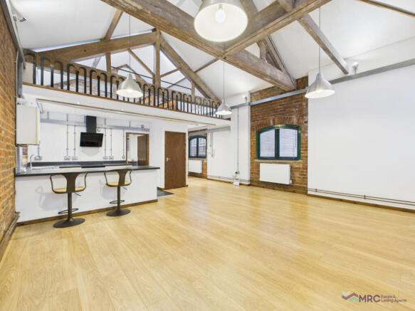 Stunning Studio Mezzanine Apartment to Rent