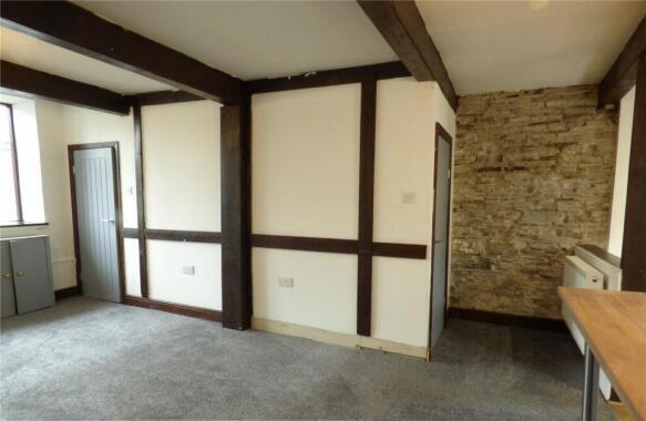 Living Room 2.jpg