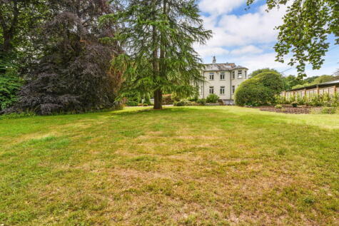 Grosvenor Road, Medstead, GU34 5JE