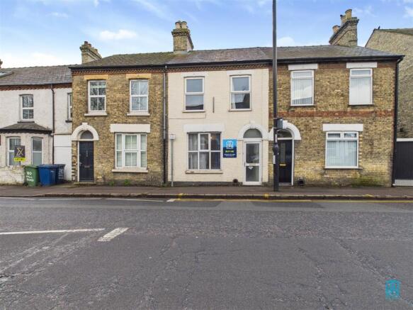CAM02571G0-PR0099-STILL017.jpg
