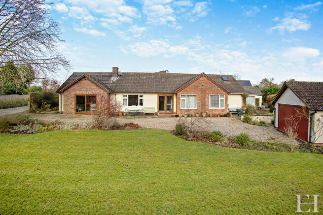 8635089-exteriorW...