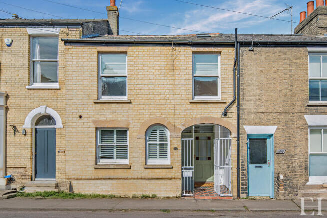 8642742-exteriorW...