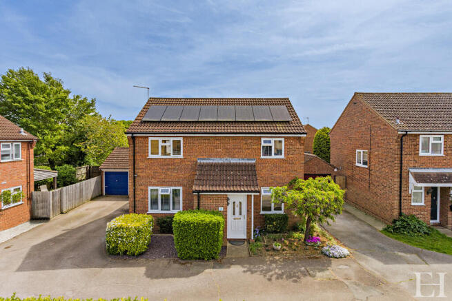 8646478-exteriorw...