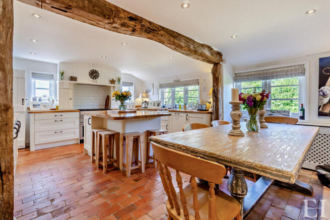 8647614-interiorW...