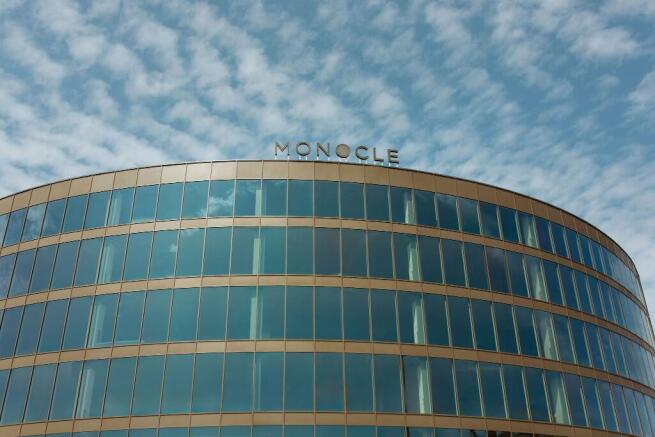 MONOCLE Exterior