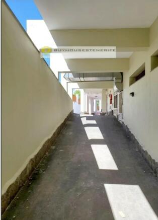 Ramp entrance 
