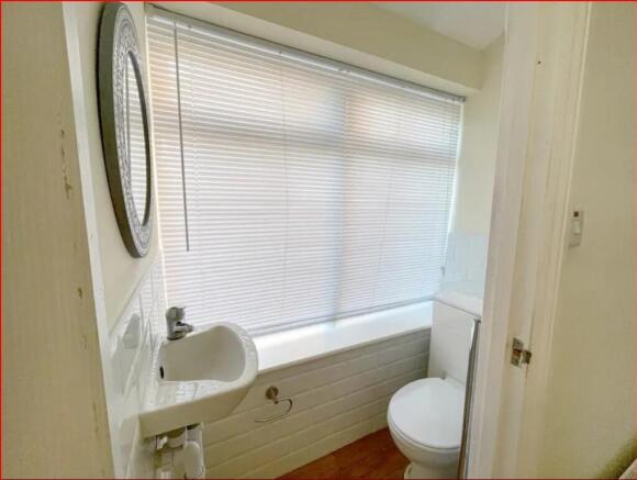 Lrg_Bathroom
