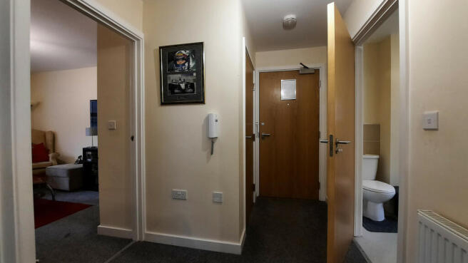 Photo 3