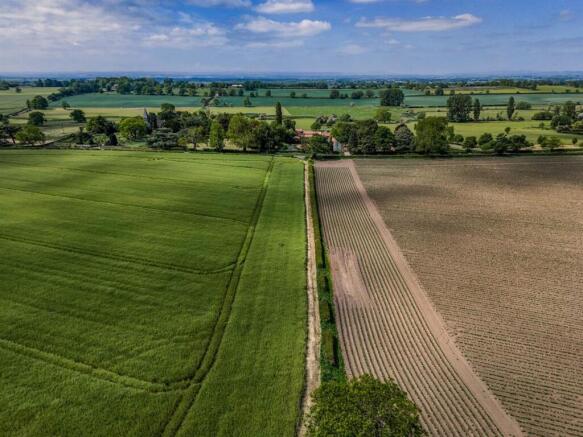 DJI_20250521120028_0322_D-HDR (1).jpg