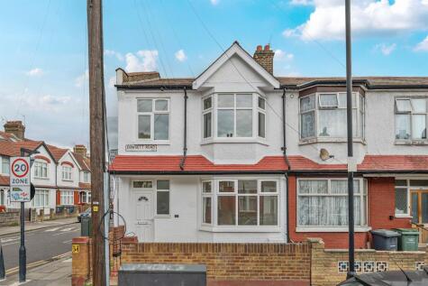 Dowsett Road, London