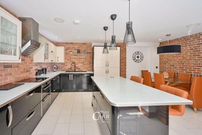 Kitchen / Breakfast Room