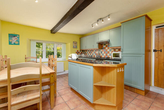 Dining kitchen
