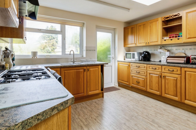 Kitchen 1