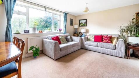 Christchurch Road, Virginia Water, Surrey, GU25