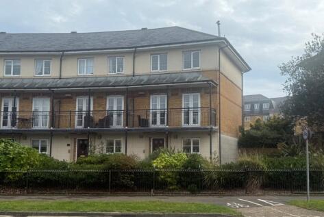 San Diego Way, Eastbourne, East Sussex, BN23