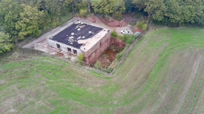 5137904 100DRONE SING0186 T202510131418.jpeg