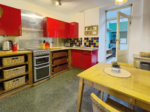 HAFAN10 T202511092119.jpg