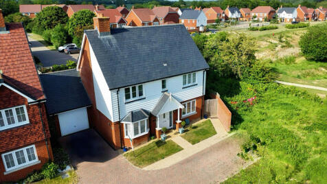 Hawthorn Way, Hailsham, BN27