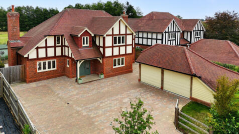 Danecroft Place, Hailsham, BN27