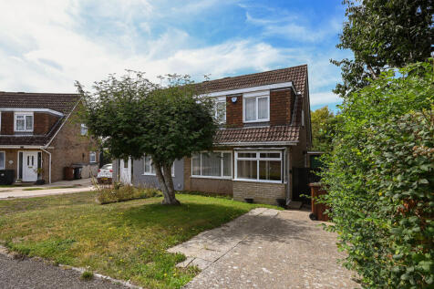 Stroma Gardens, Hailsham, BN27