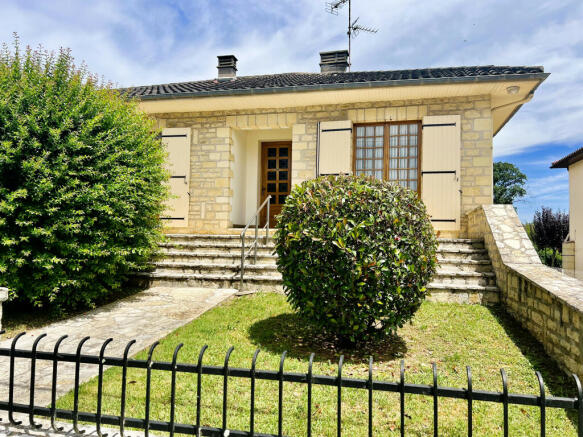 Photo 1