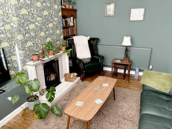 2. Lounge