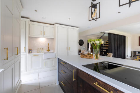 Wychwood Park Golf Estate, Chorlton, CW2