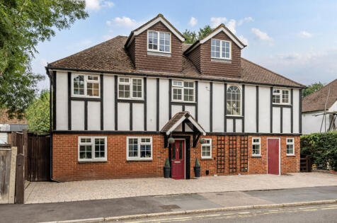Maybury Close, Camberley, GU16
