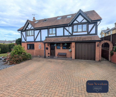 Pitt Street, Ryde, PO33