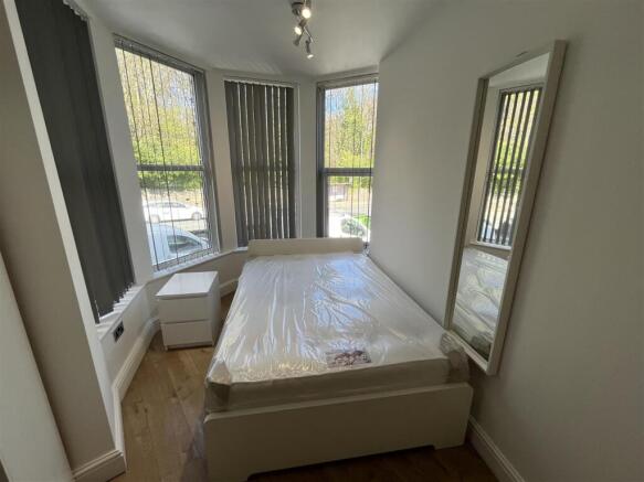 ROOM 2