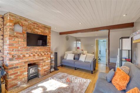 Clobbs Yard, Broomfield, Chelmsford, Essex, CM1