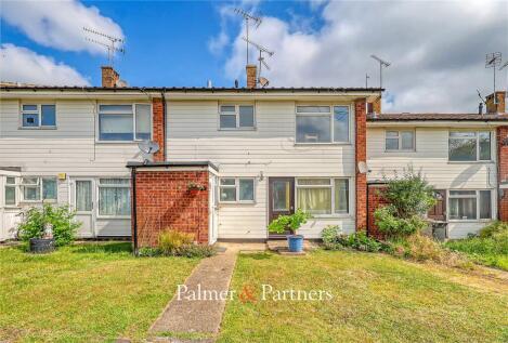 West Lawn, Chelmsford, Essex, CM2