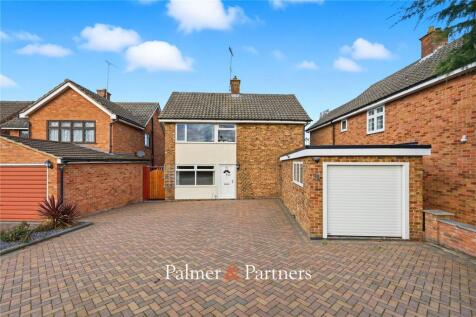 Longmead Avenue, Chelmsford, Essex, CM2