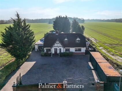 Coggeshall Road, Braintree, Essex, CM77