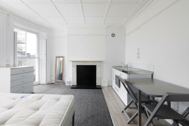 Studio Room