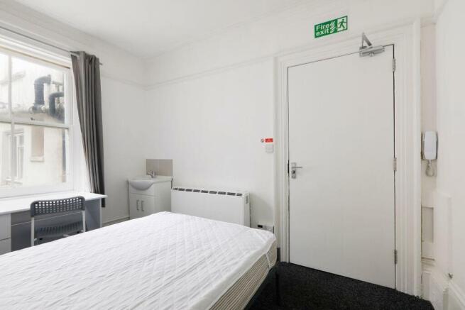 Bedroom.jpeg