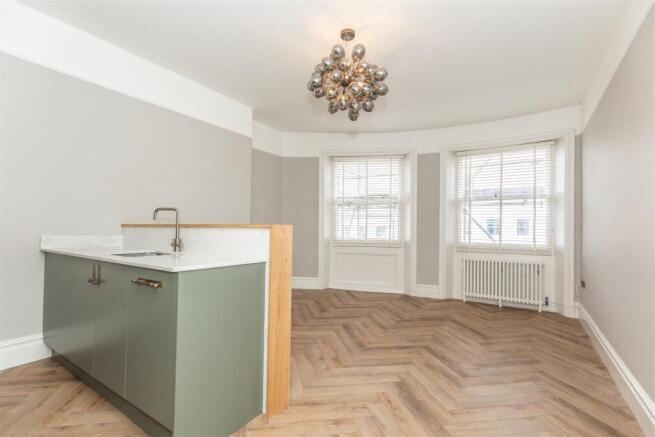 Kitchen / Living Room
