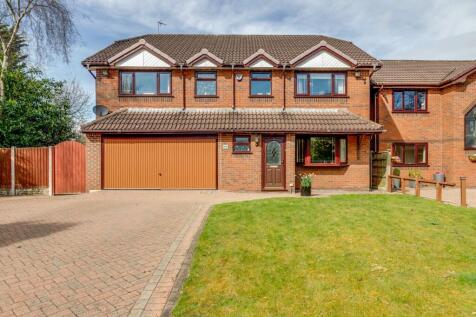 Willowfield Grove, Ashton-In-Makerfield, WN4