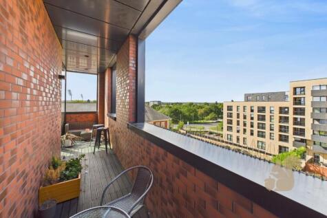 Burgess Springs, Chelmsford