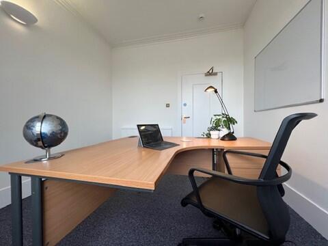 Photo 3