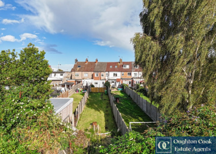 Leicester Road, Bedworth, CV12 8AG