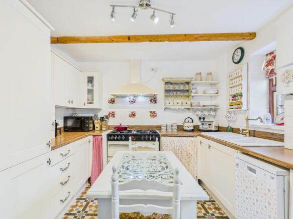 Quaint Kitchen Diner